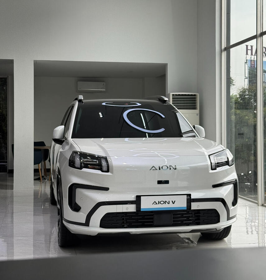 AION V Putih