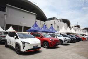 Semua model AION 2025 di showroom Cibubur
