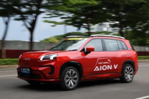 Test drive AION UT di rute Cibubur
